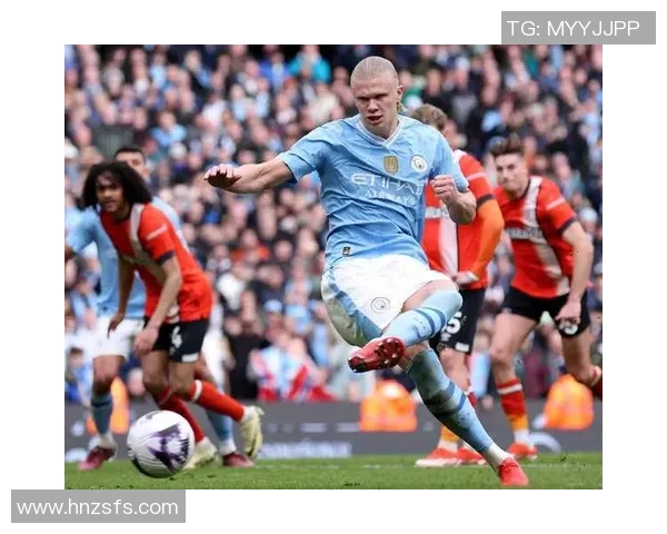 曼城VS巴萨欧冠前瞻：哈兰德对决莱万多夫斯基，战术博弈定生死